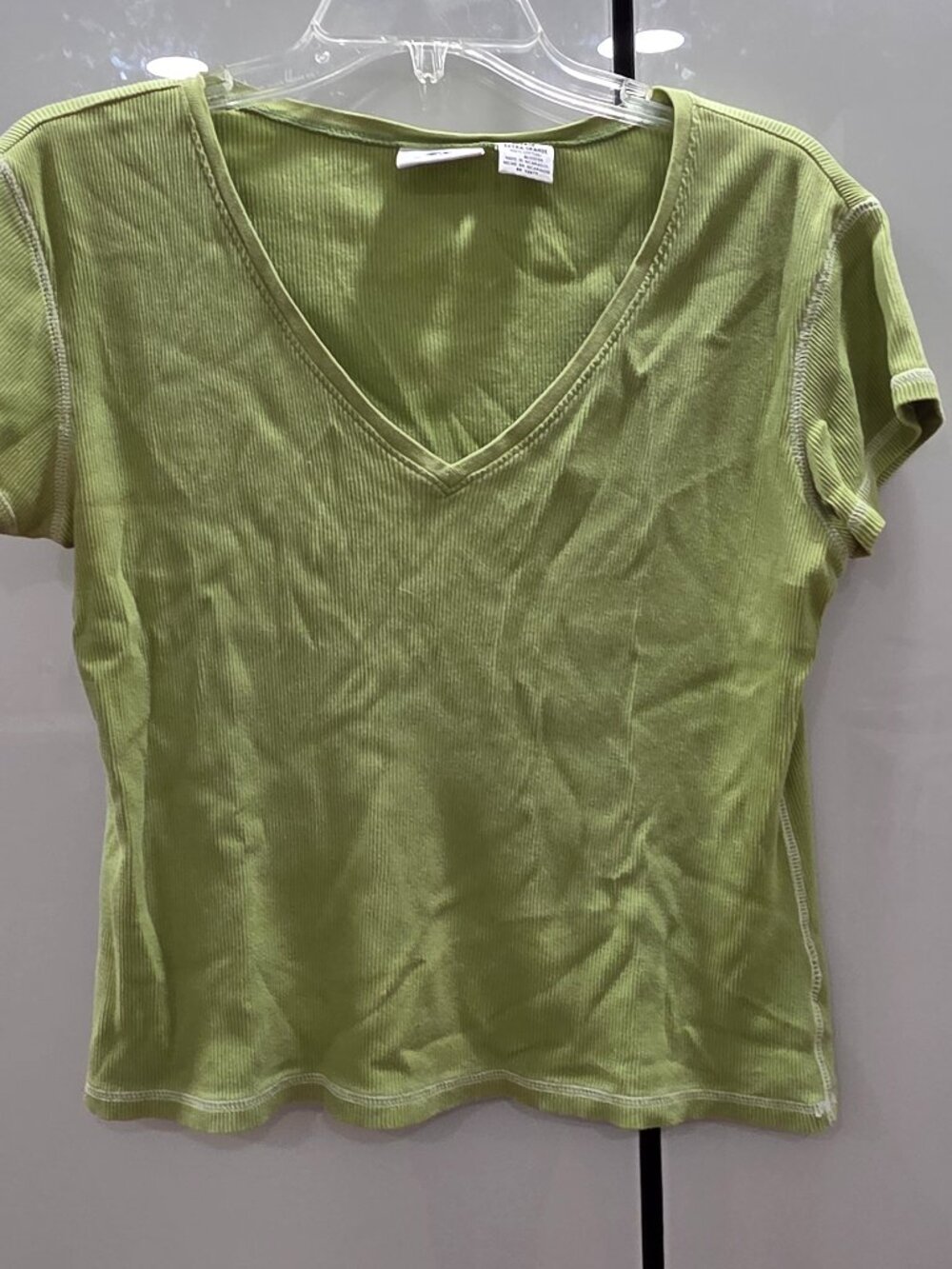 Baby tee-Lime green ribbed V-neck short sleeve